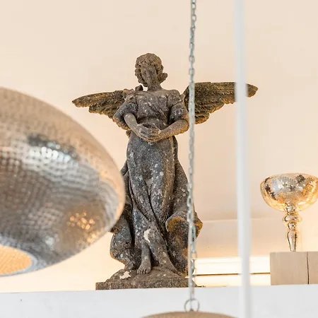 Colegio Charm House *