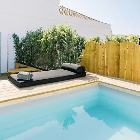 Colegio Charm House * Tavira