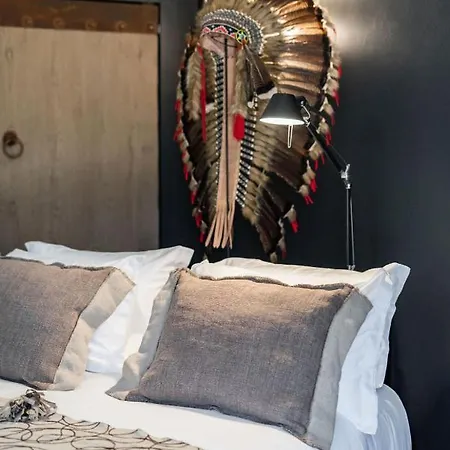 Colegio Charm House *