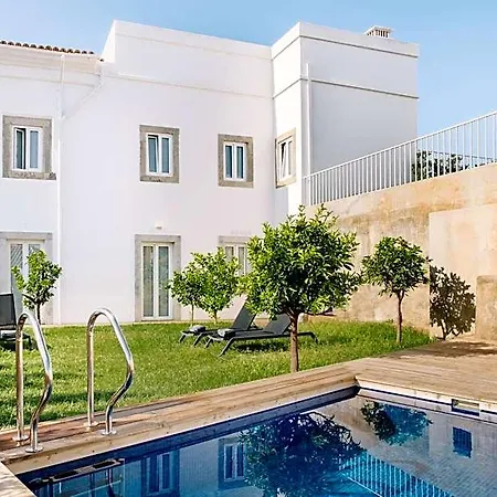 Colegio Charm House * Tavira