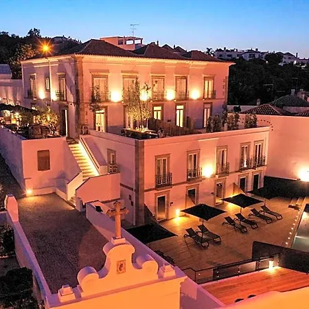 Colegio Charm House *
